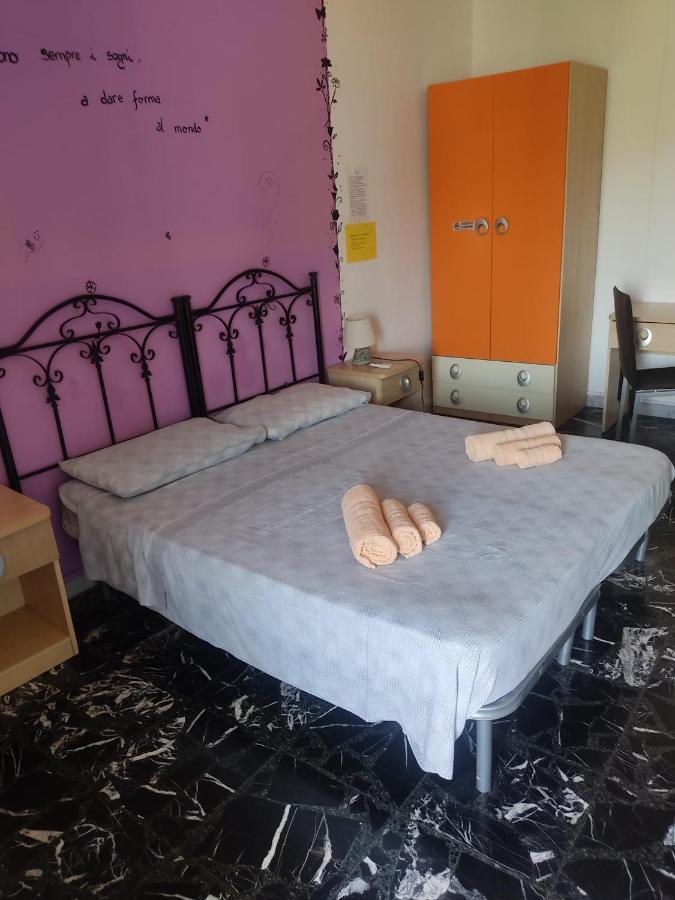 Bed and Breakfast Il Girasole Кротоне Экстерьер фото
